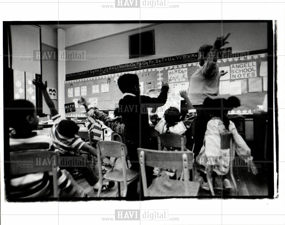 Press Photo Angell Elementary School - Historic Images