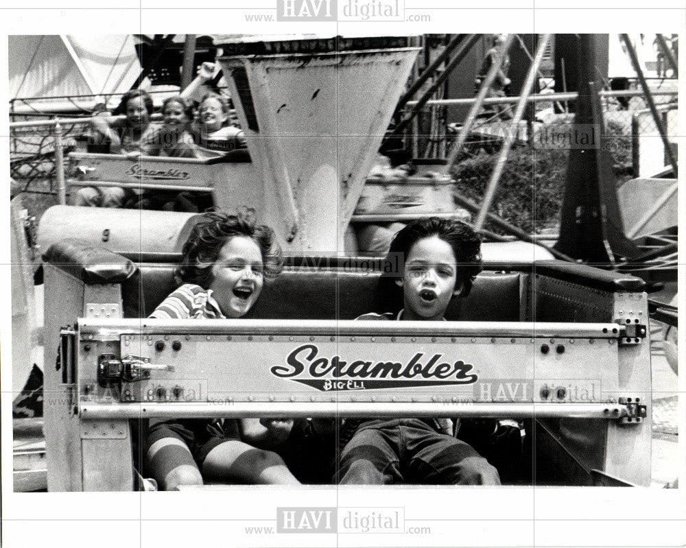 1980 Press Photo amusement-park  group-of-rides - Historic Images