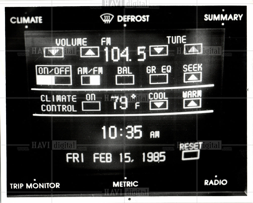 1985 Press Photo Automobile- Dash Board. - Historic Images