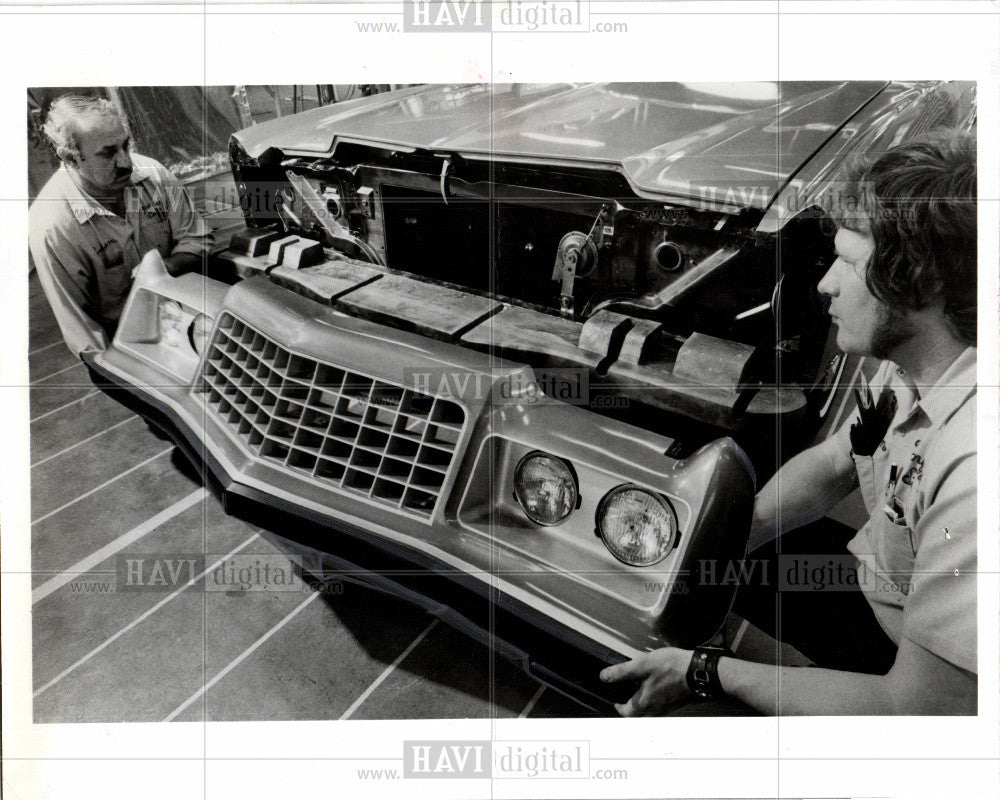 1973 Press Photo GM Soft Bumpers Outer Panel Attached - Historic Images