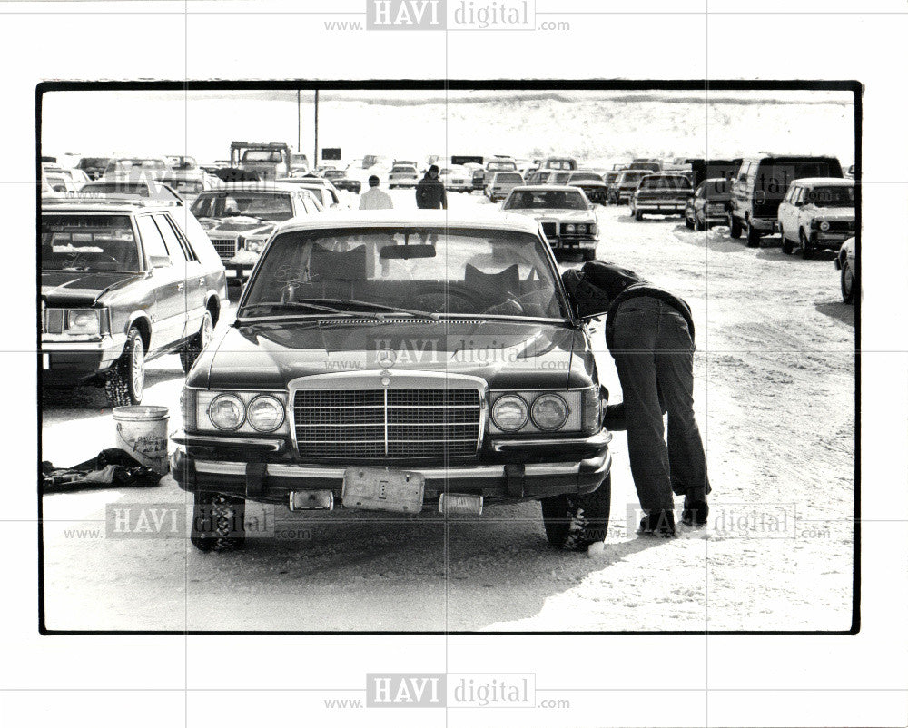 1982 Press Photo AUTOMOBILE-AUCTION - Historic Images