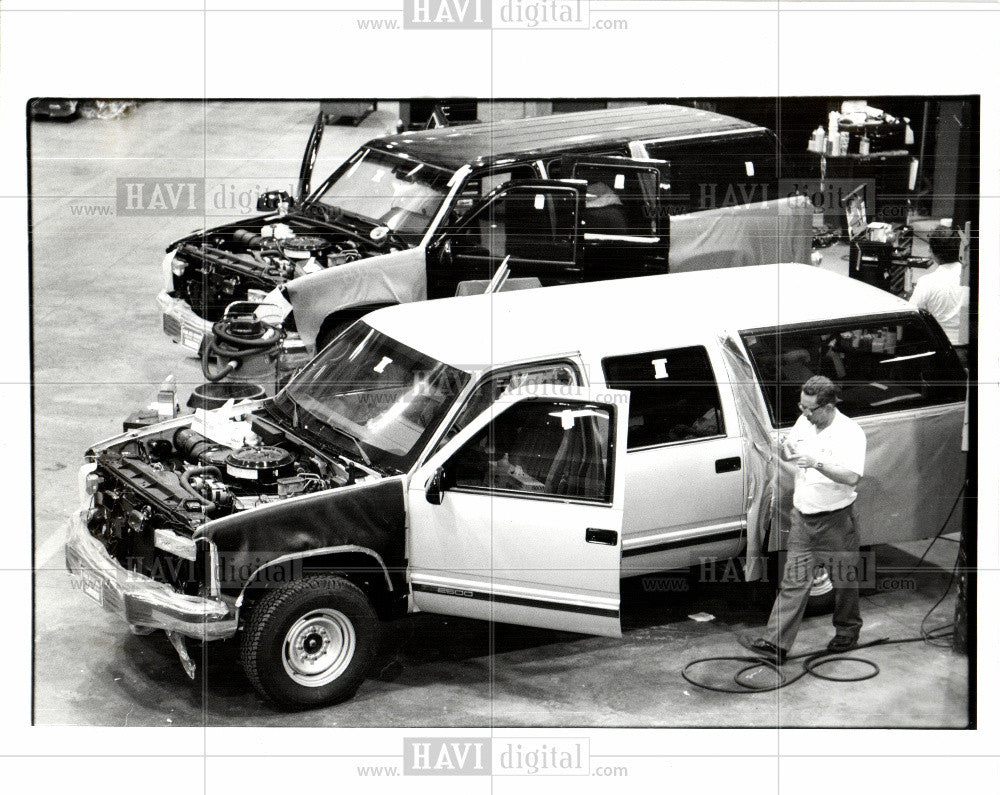 1992 Press Photo Armor automobiles Fairfield Ohio - Historic Images