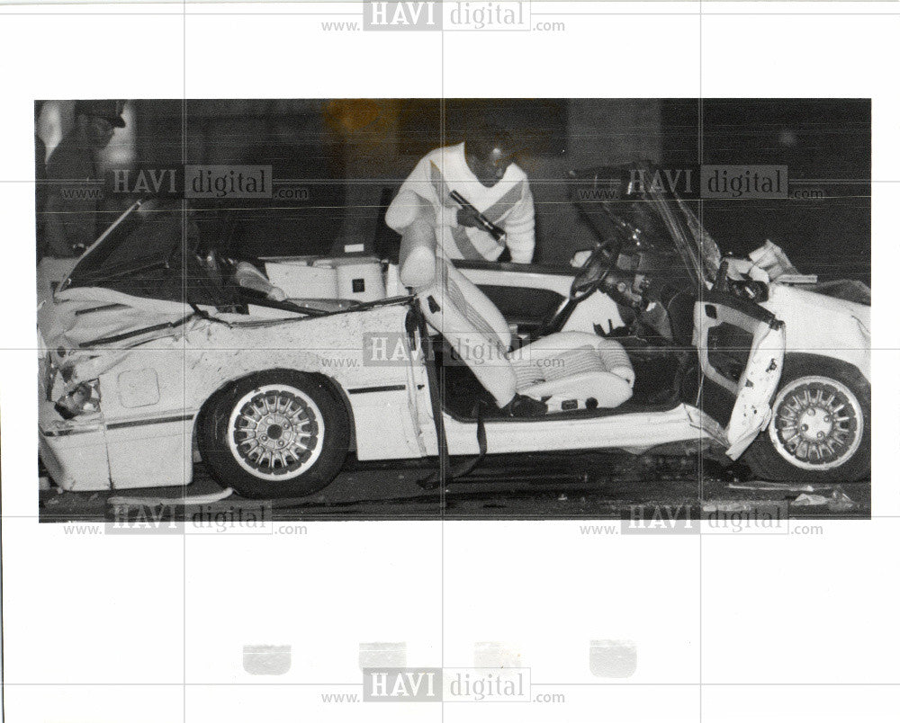 1989 Press Photo Automobile accident Puritan Ohio - Historic Images