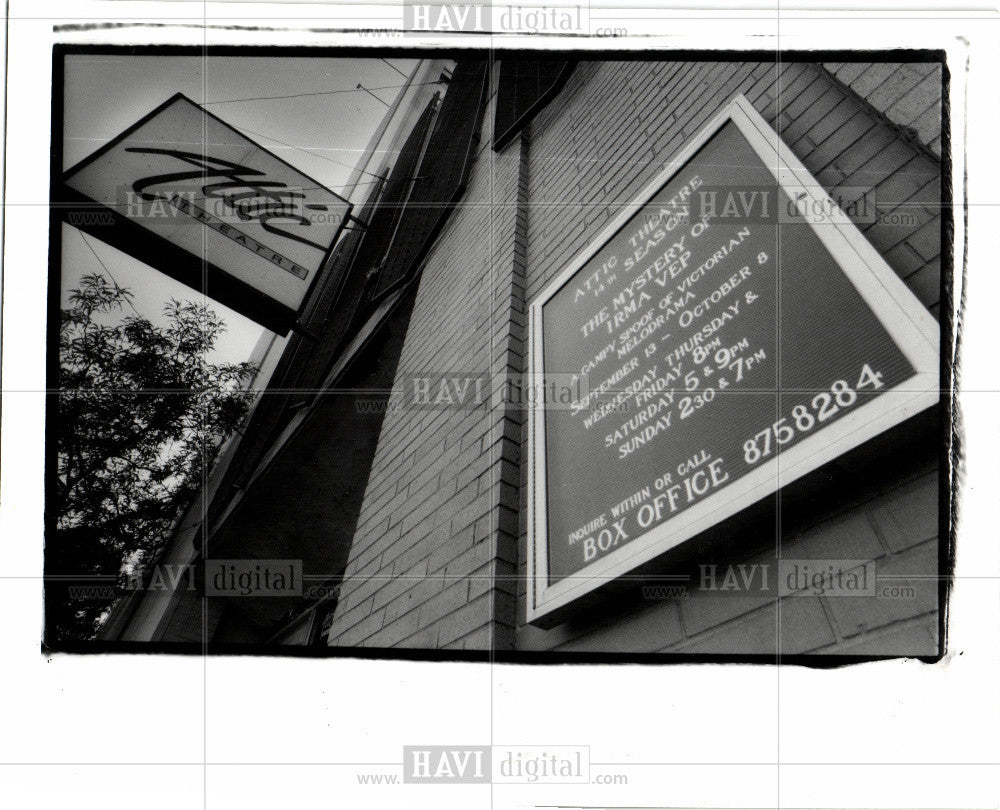 1990 Press Photo attic theatre - Historic Images