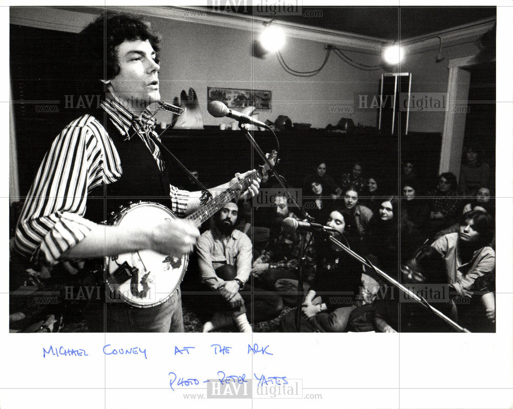 Press Photo Michael Cooney, folksinger - Historic Images