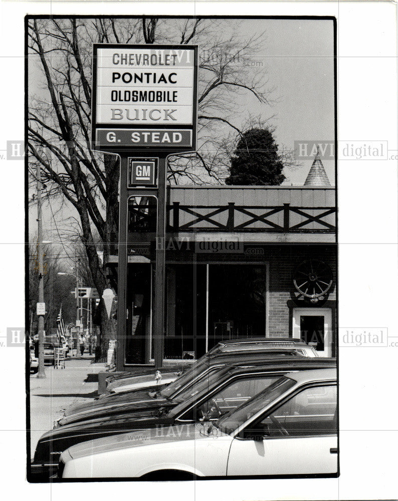 Automobile dealership Chevrolet 1991 Vintage Photo Print - Historic Images