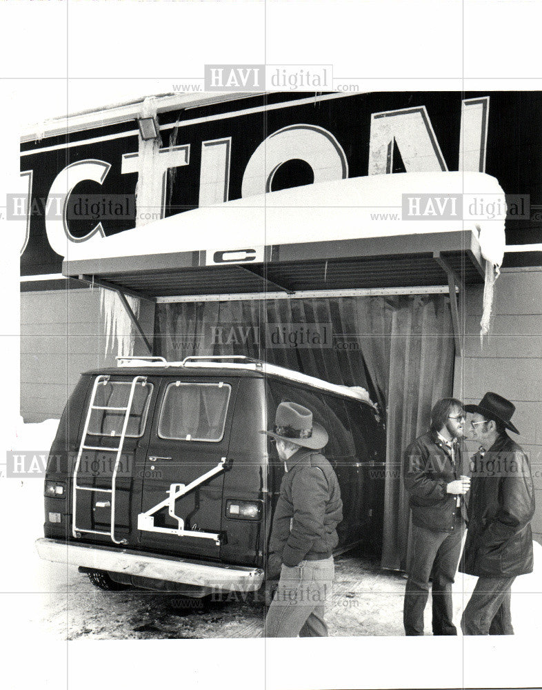 1982 Press Photo auction lanes - Historic Images