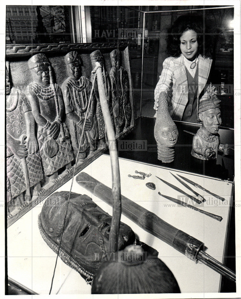 1997 Press Photo Lenora Jones Shaw College Art Africa - Historic Images