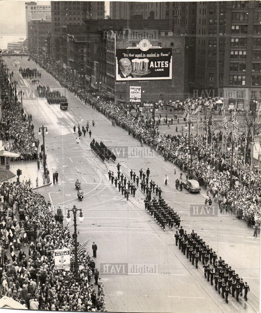 1945 Press Photo ARMISTICE DAY - Historic Images