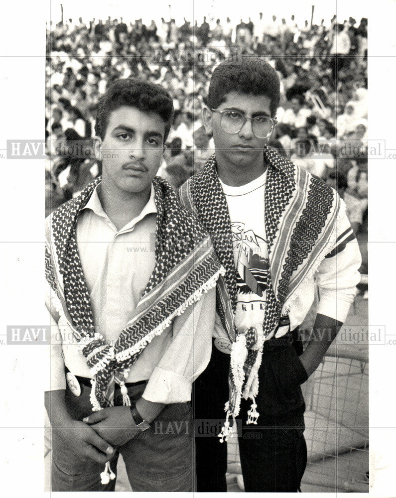 1987 Press Photo Lebanese - Historic Images