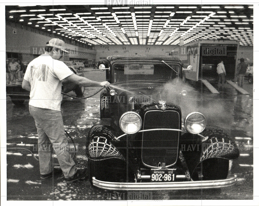 1988 Press Photo Autoroma 1988 Coupe  car show - Historic Images