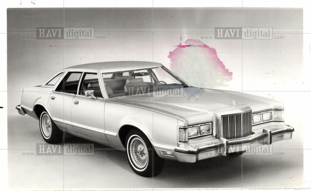 1976 Press Photo Mercury automobile Cougars 1977 - Historic Images