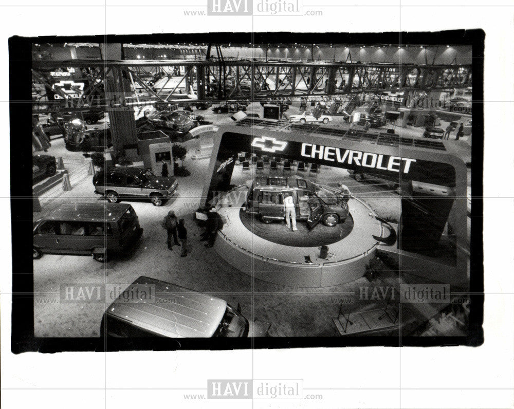 1992 Press Photo Automobile Show (1990-99) - Historic Images