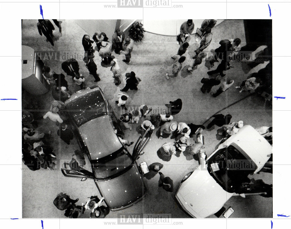 1991 Press Photo Auto show attendance off 15 percent - Historic Images