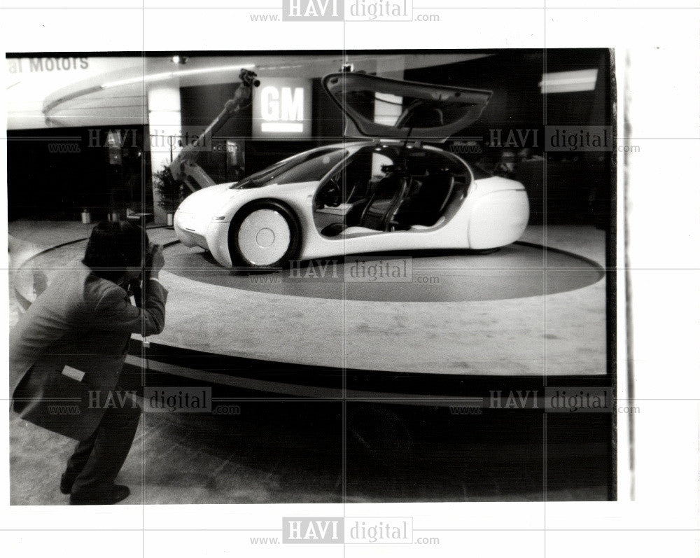 1992 Press Photo GM's ultralife experimental car - Historic Images