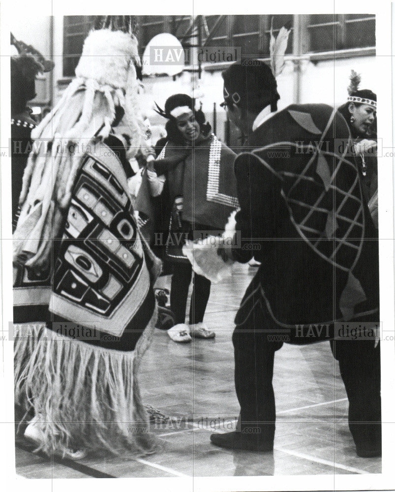 Press Photo Native Dance - Historic Images