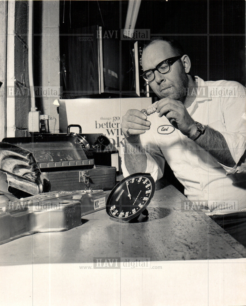 1968 Press Photo Auto speedometer - Historic Images