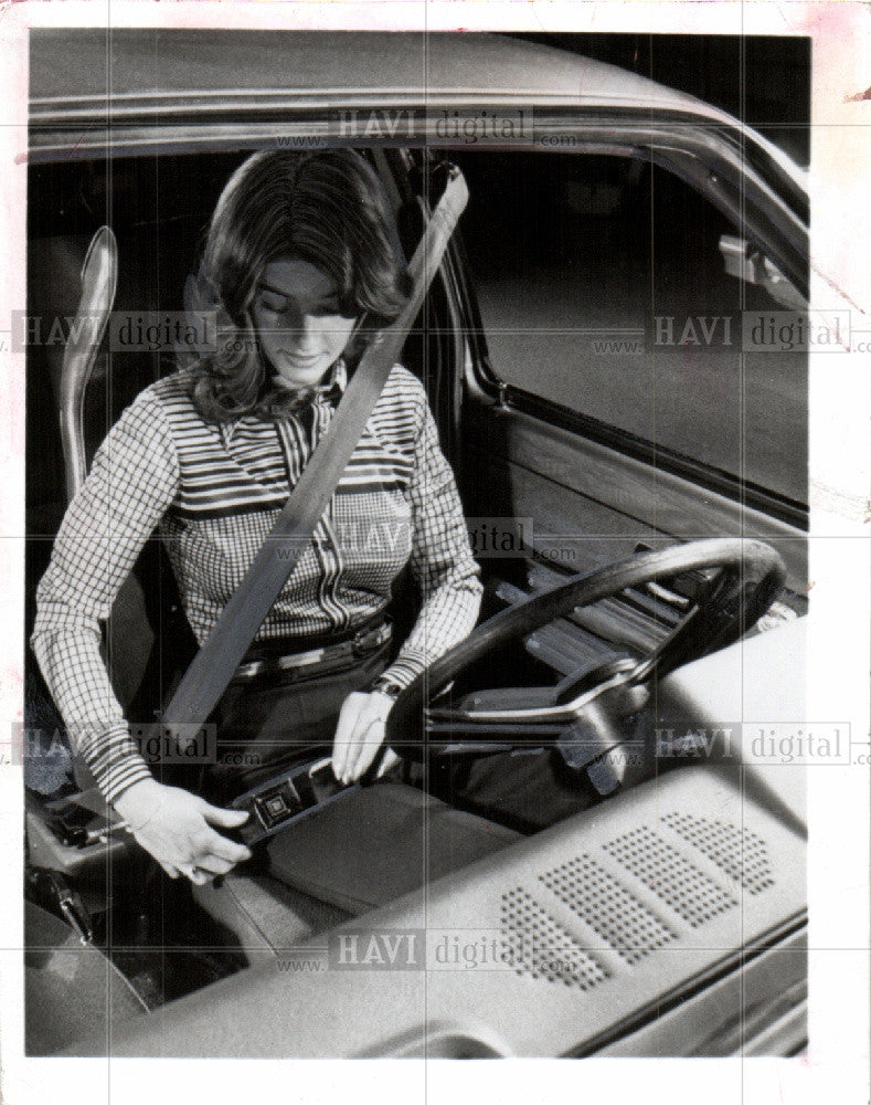 1981 Press Photo safety harness designed to secure - Historic Images