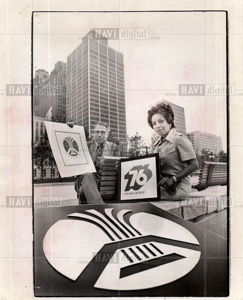 1974 Press Photo PROFESSOR ALFRED KELLY JOYEE GARRETT - Historic Images