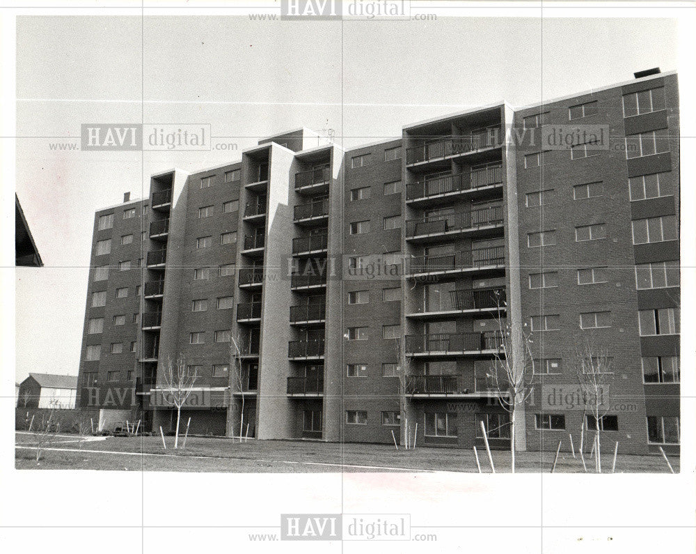 1975 Press Photo bethel tower apartments single bedroom - Historic Images