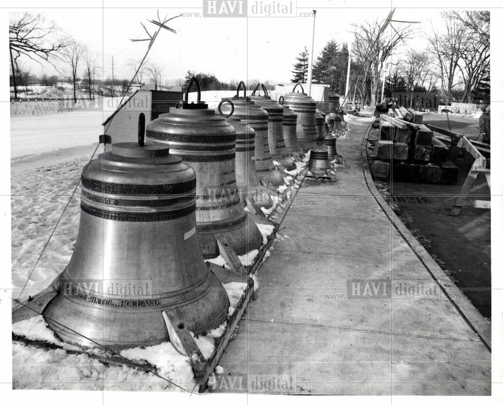 1960 Press Photo Bell Instrument - Historic Images