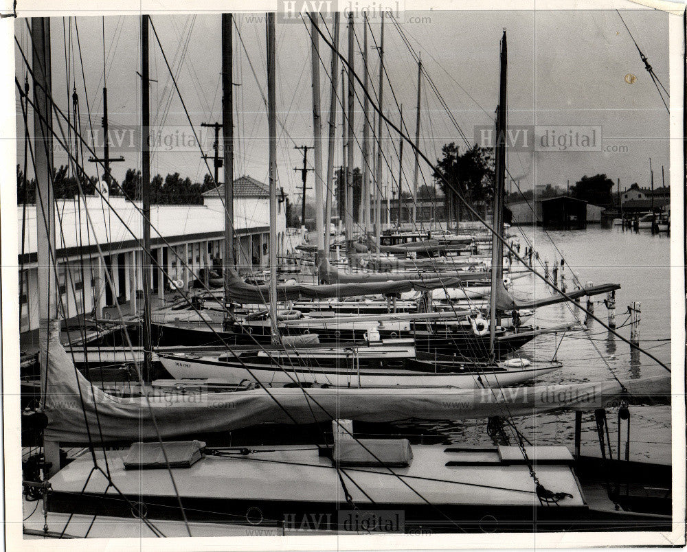 1943 Press Photo Bayview Yacht Club Detroit river - Historic Images