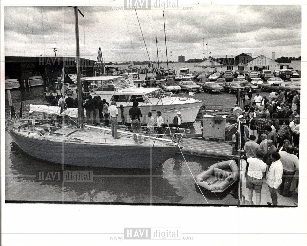 1975 Press Photo Detroit Edison 1975 city viex site - Historic Images