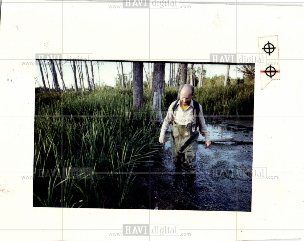 1991 Press Photo indana bats Allen Kurta flood field - Historic Images