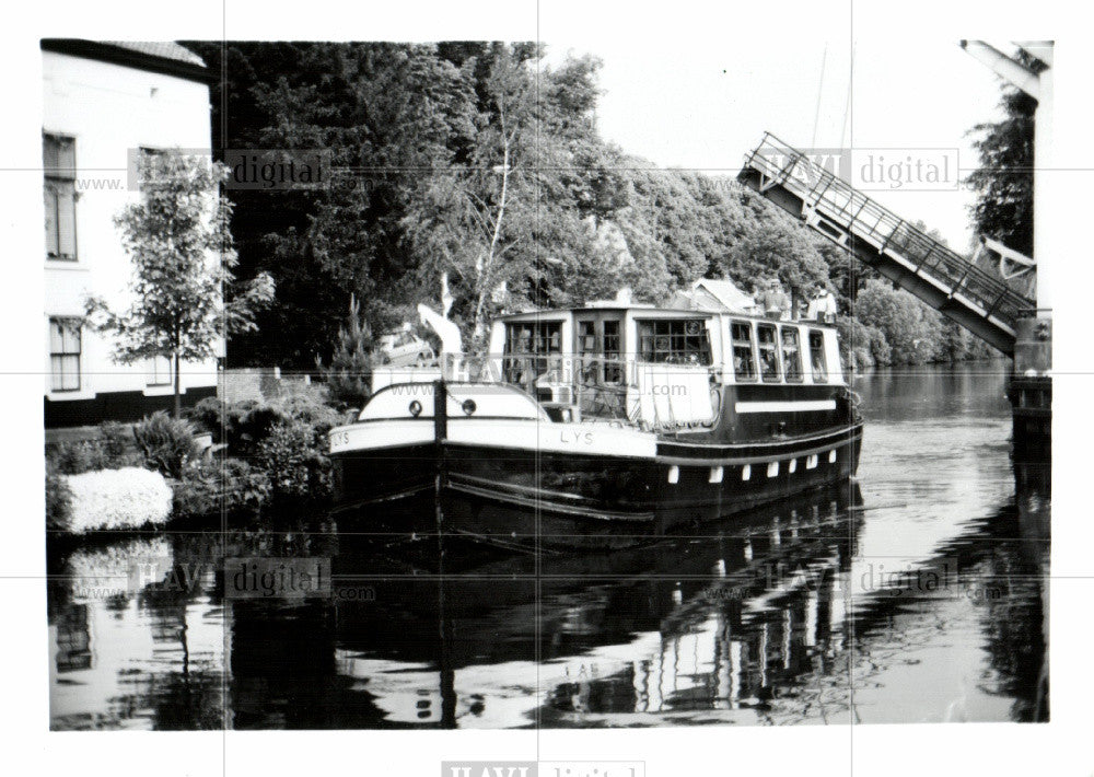 Press Photo QUAINT TOWNS - Historic Images