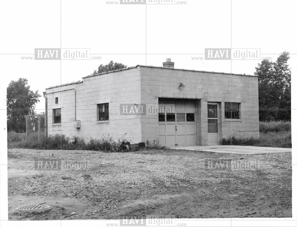 1956 Press Photo Dog found, Inkster, Michigan - Historic Images