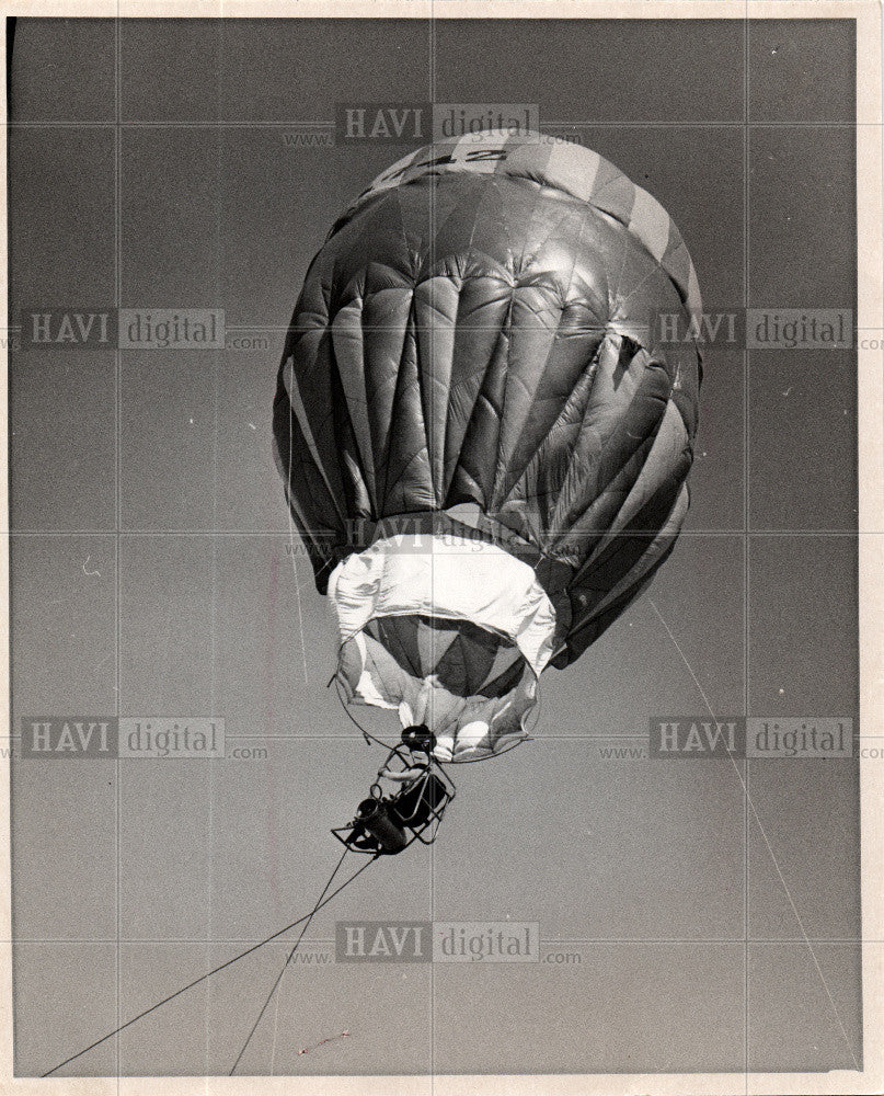 1973 Press Photo Para sailing - Historic Images