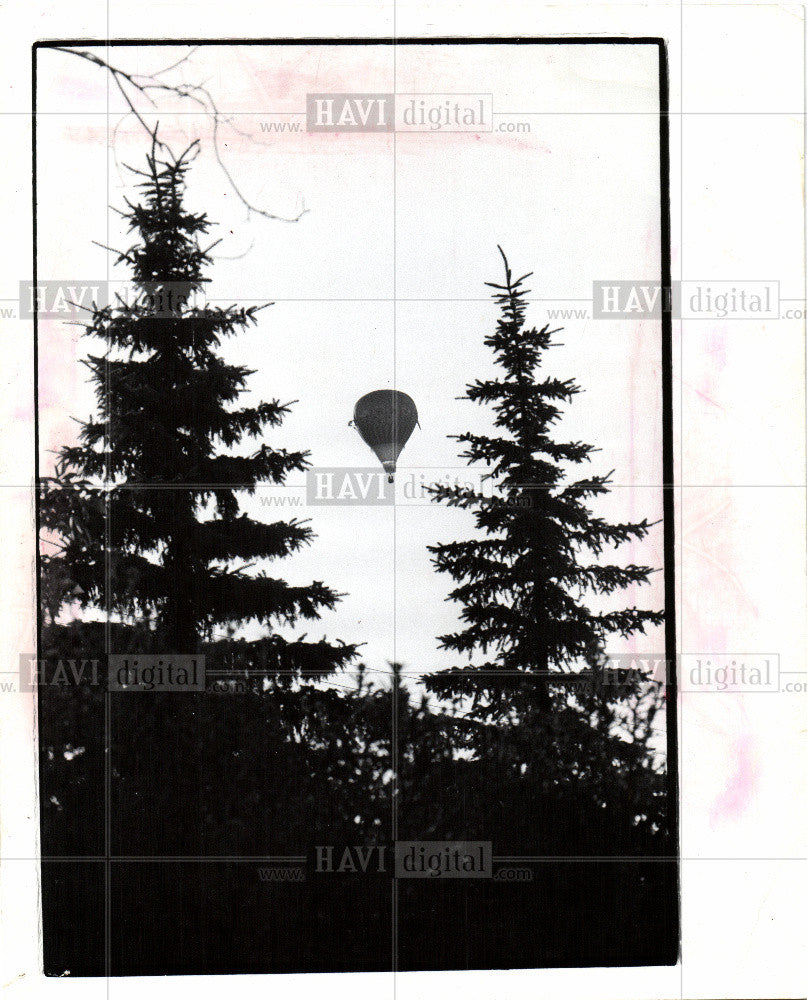 1973 Press Photo Ballooning Aircraft Travels Wind - Historic Images