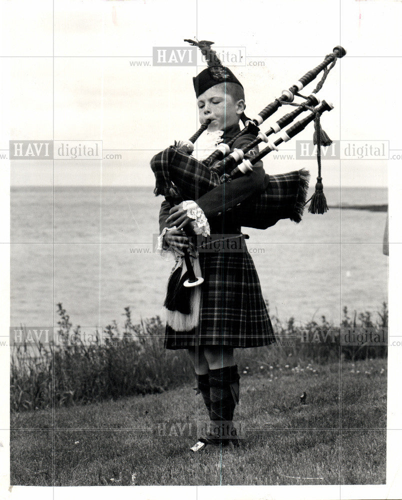 1969 Press Photo Skirling North America - Historic Images