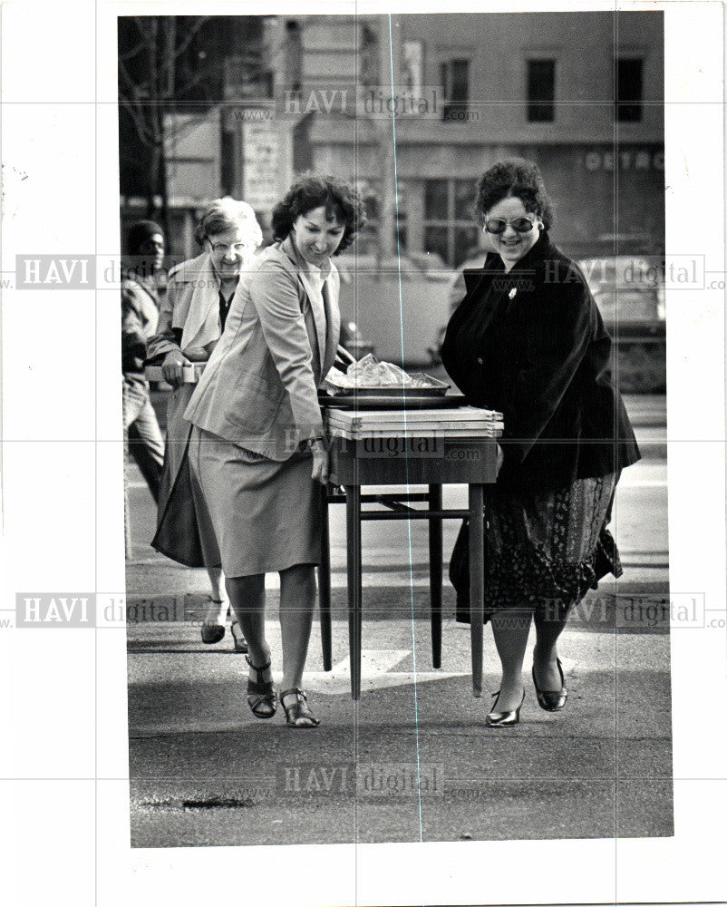 1982 Press Photo Lisa Sposato - Historic Images