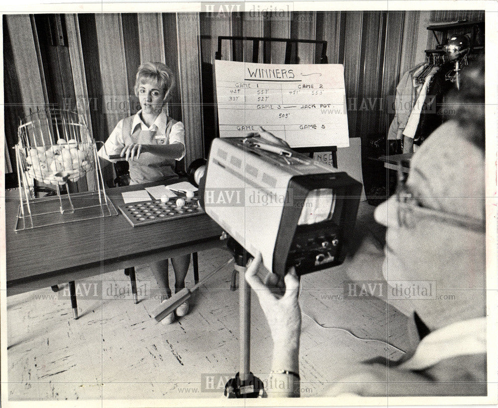 1975 Press Photo Bingo 1975 - Historic Images