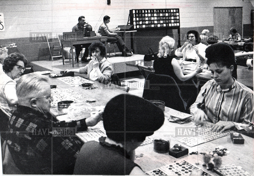 1967 Press Photo &#39;Donations&#39; Keep Game within Law - Historic Images