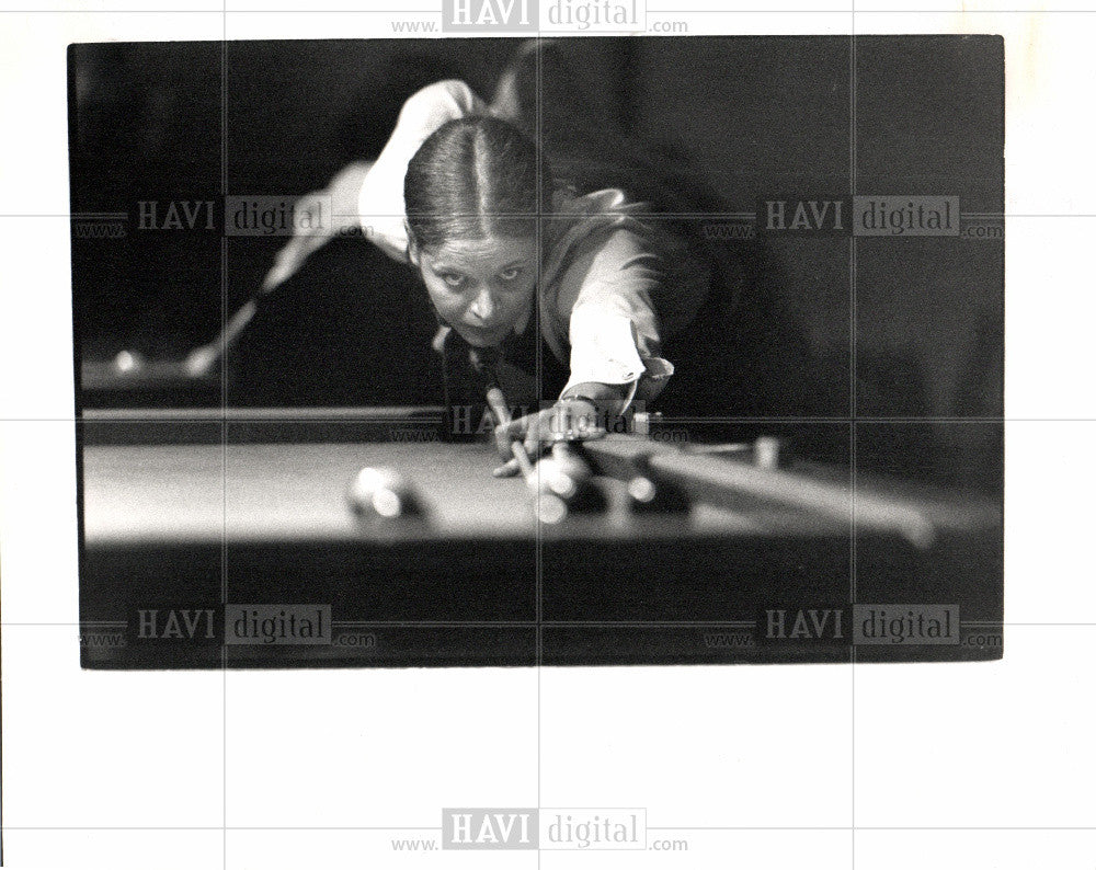 1988 Press Photo Billiards Sam Hendrix of Colfax, Iowa, - Historic Images