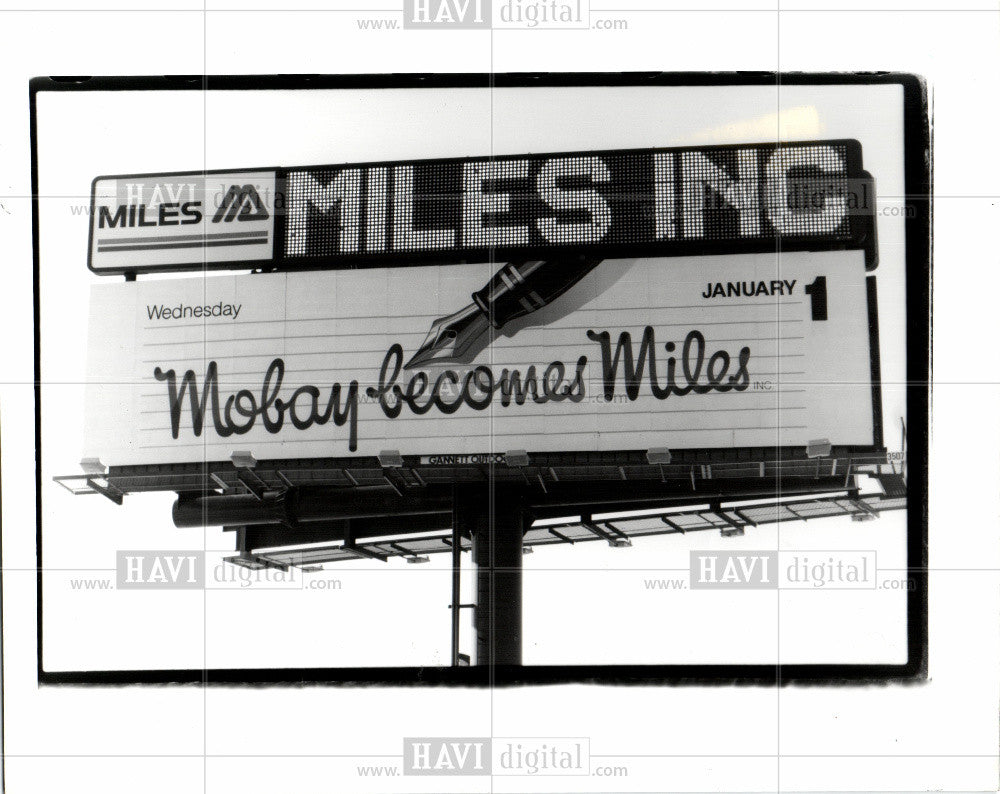 1991 Press Photo BILLBOARD Southfield Freeway auto - Historic Images