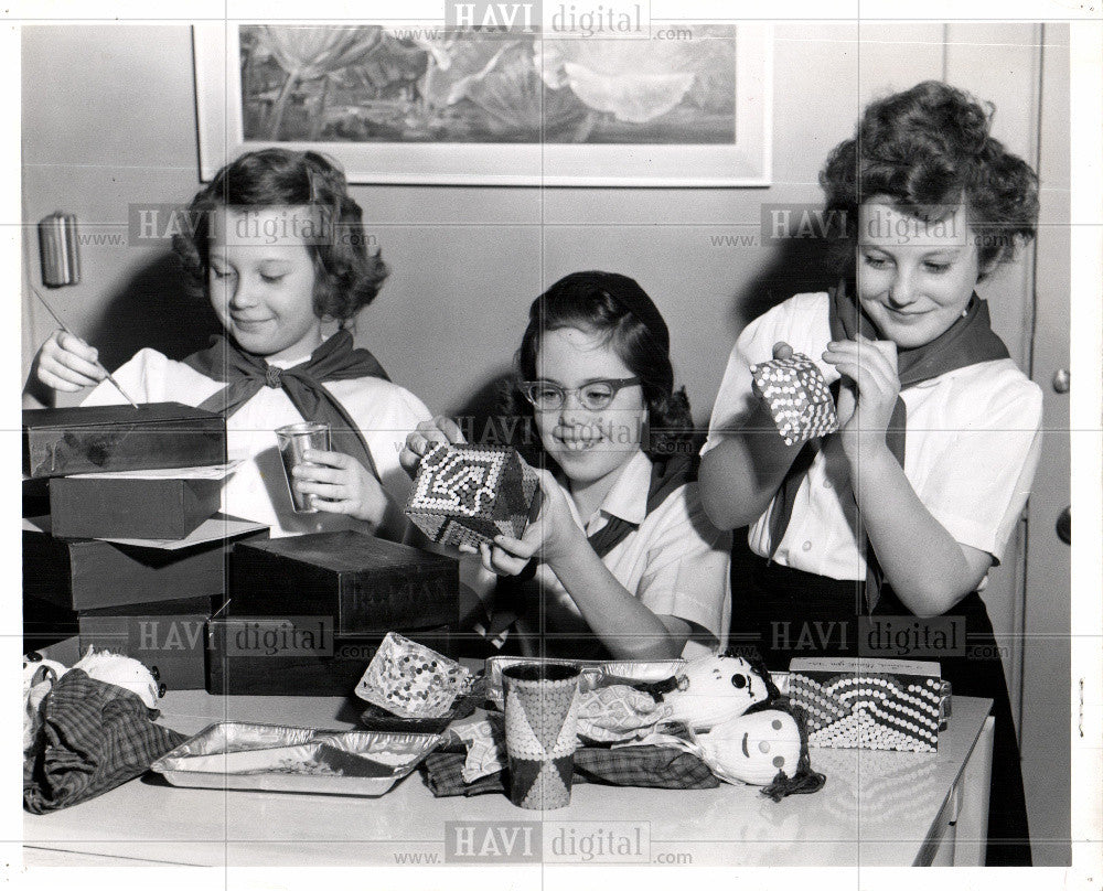 1961 Press Photo CAMP FIRE GIRLS - Historic Images