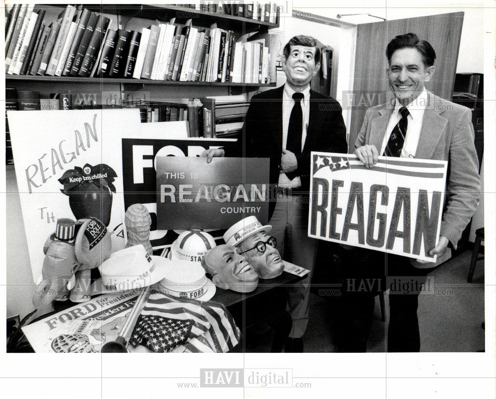 1980 Press Photo Smithsonian, Herbert R Collins - Historic Images