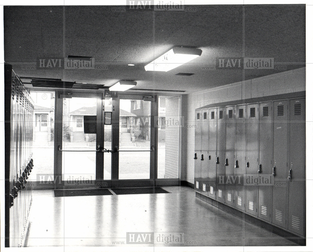 1969 Press Photo Detroit butzel jr. high school - Historic Images