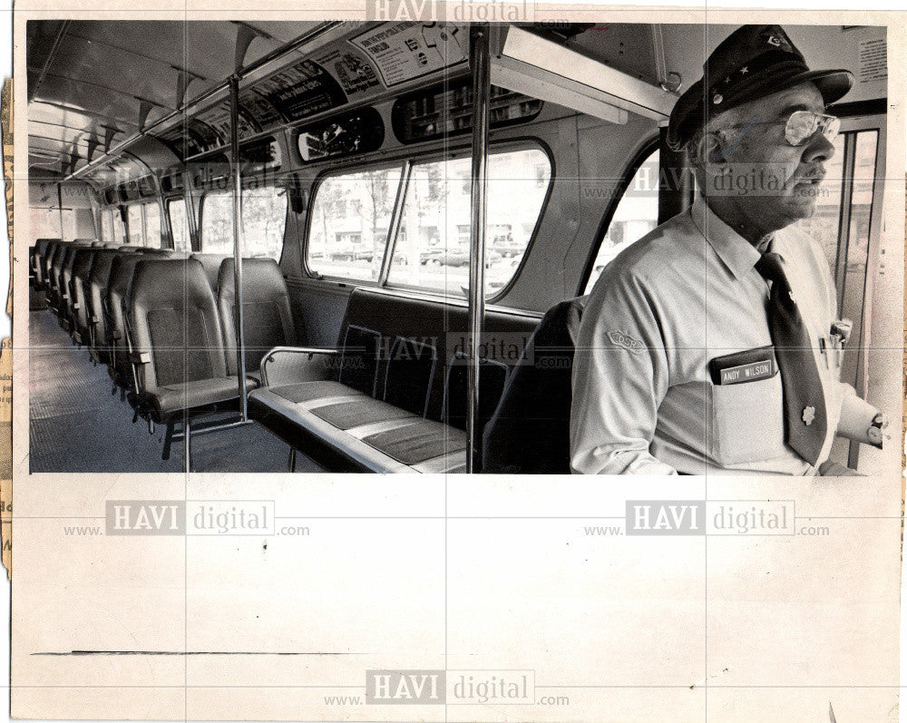 1973 Press Photo Tour Driver Andy Wilson,Grandcity Park - Historic Images