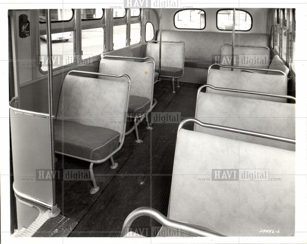 1980 Press Photo Bus, interior, seats - Historic Images