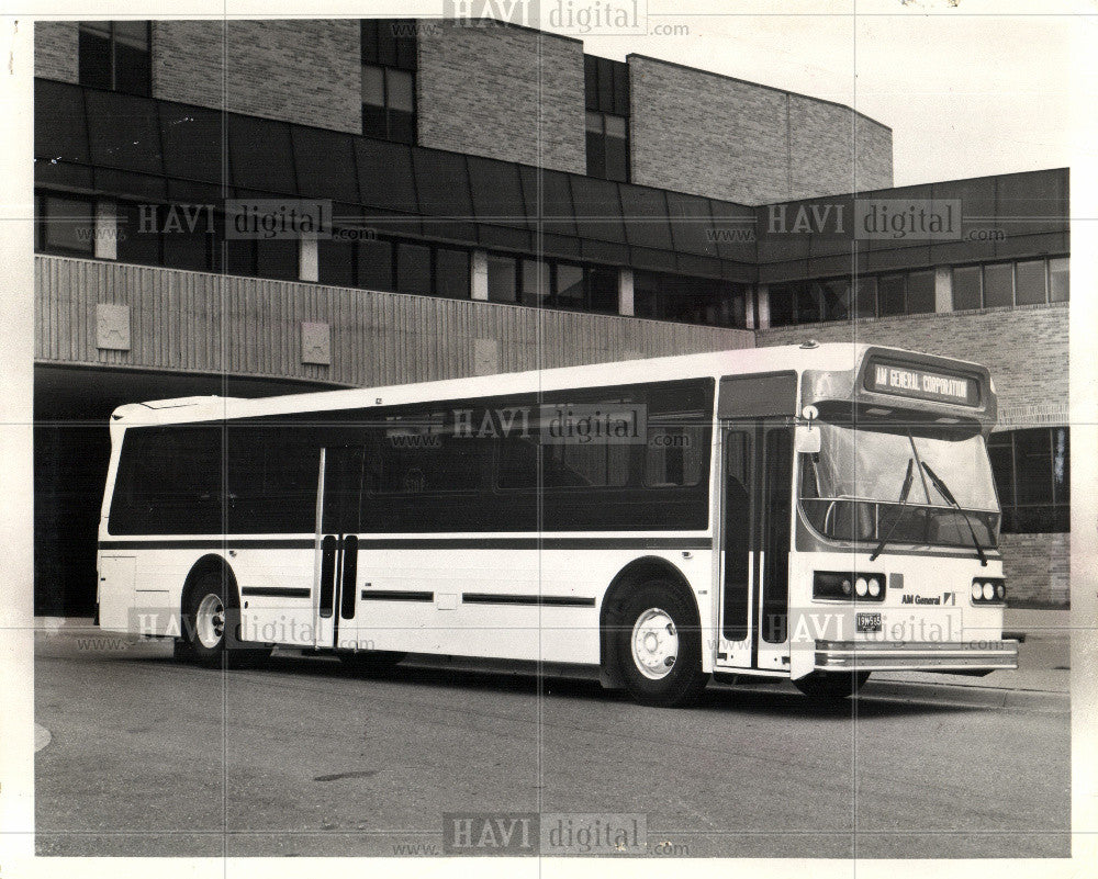 1973 Press Photo Bus passengers vehicle - Historic Images