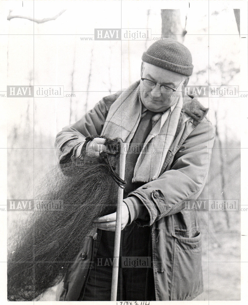 1961 Press Photo BIRD BANDING - Historic Images