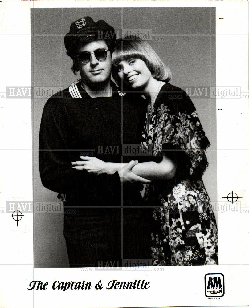 1976 Press Photo The Captain and Jennille Hall of Shame - Historic Images