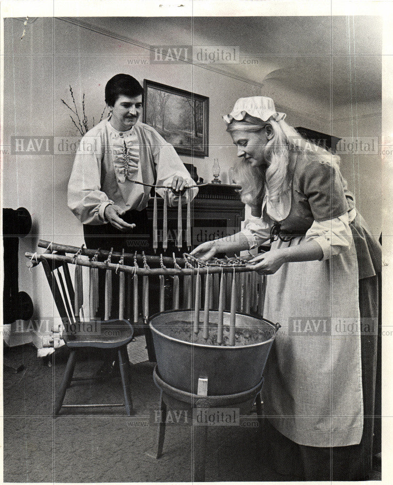 1974 Press Photo Candle - Historic Images