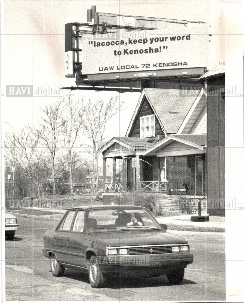 1988 Press Photo billboard I-75 UAW Chrysler - Historic Images