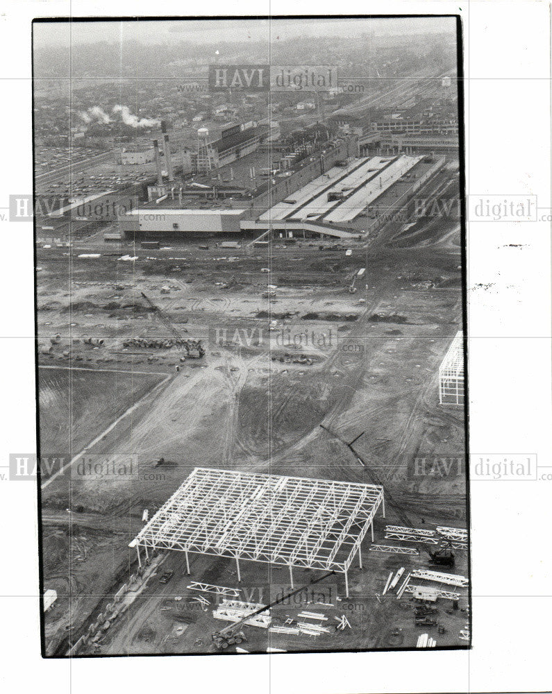 1990 Press Photo Chrysler plant Jefferson Avenue - Historic Images