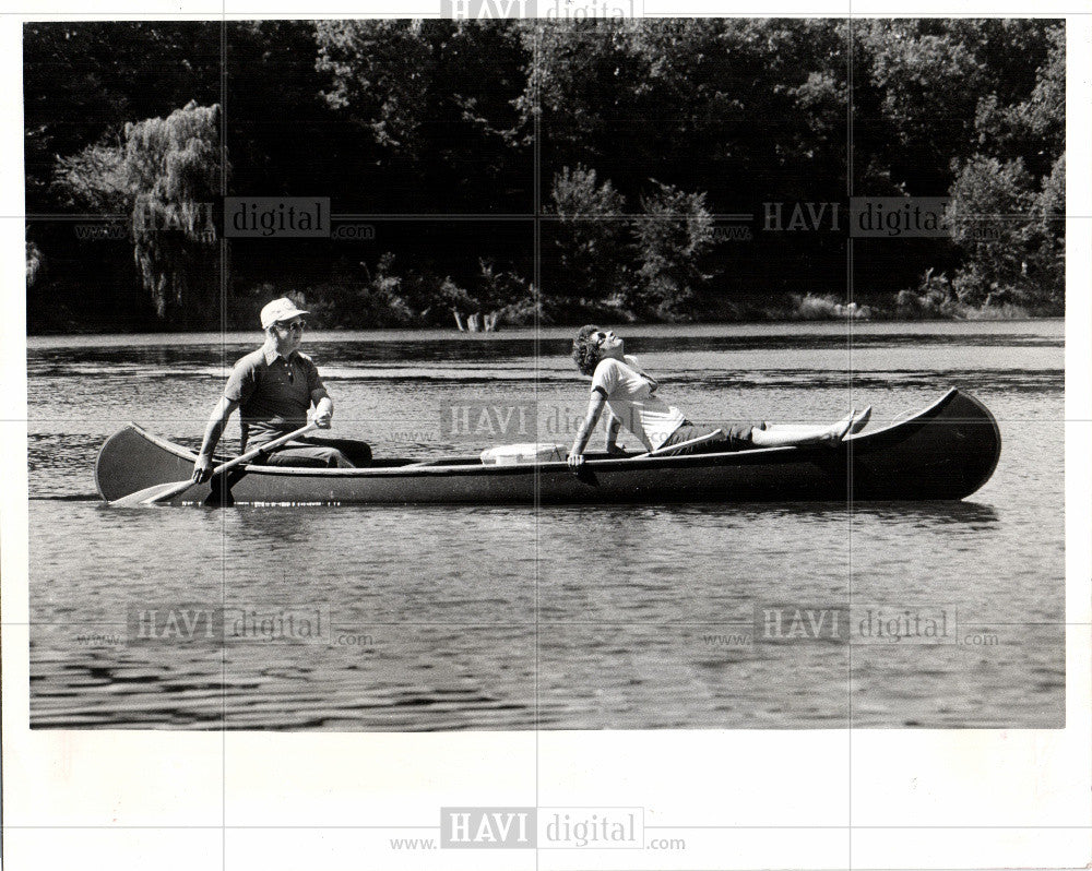 1977 Press Photo CANOE &amp; CANOEING RICHARD &amp; PAT STEGLER - Historic Images